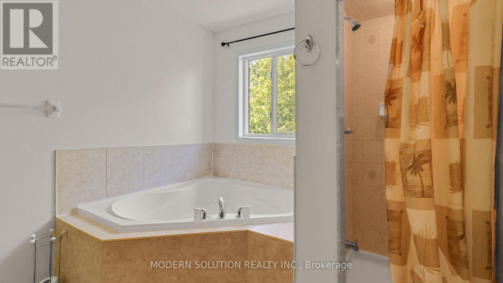 86 Lebovic Drive, Richmond Hill, Ontario  L4E 5C1 - Photo 24 - N12512600