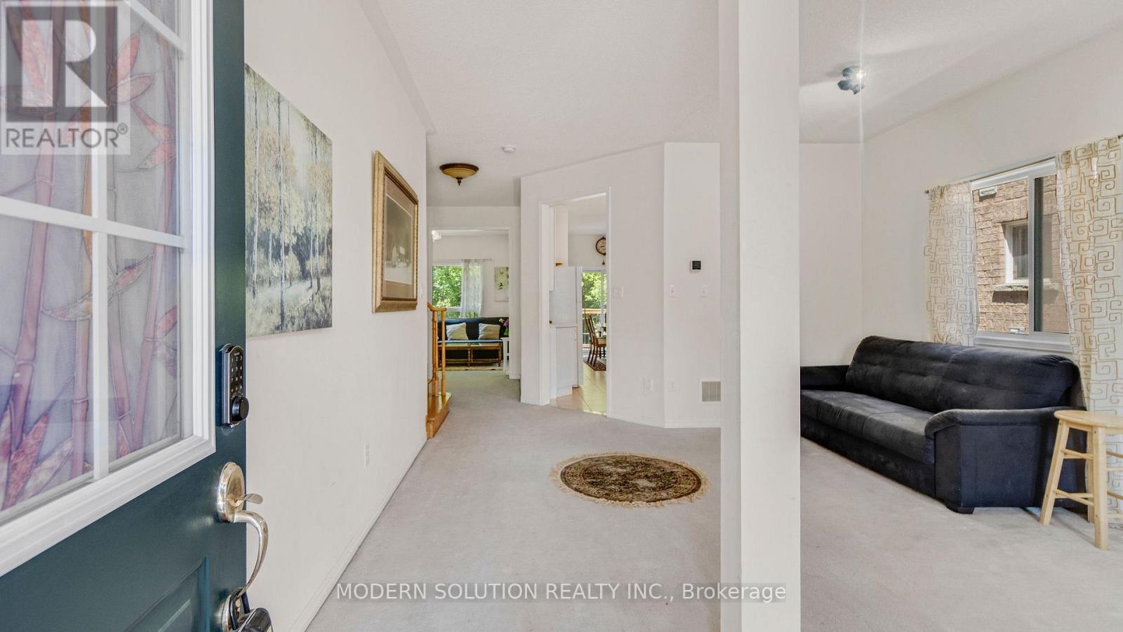 86 Lebovic Drive, Richmond Hill, Ontario  L4E 5C1 - Photo 3 - N12512600