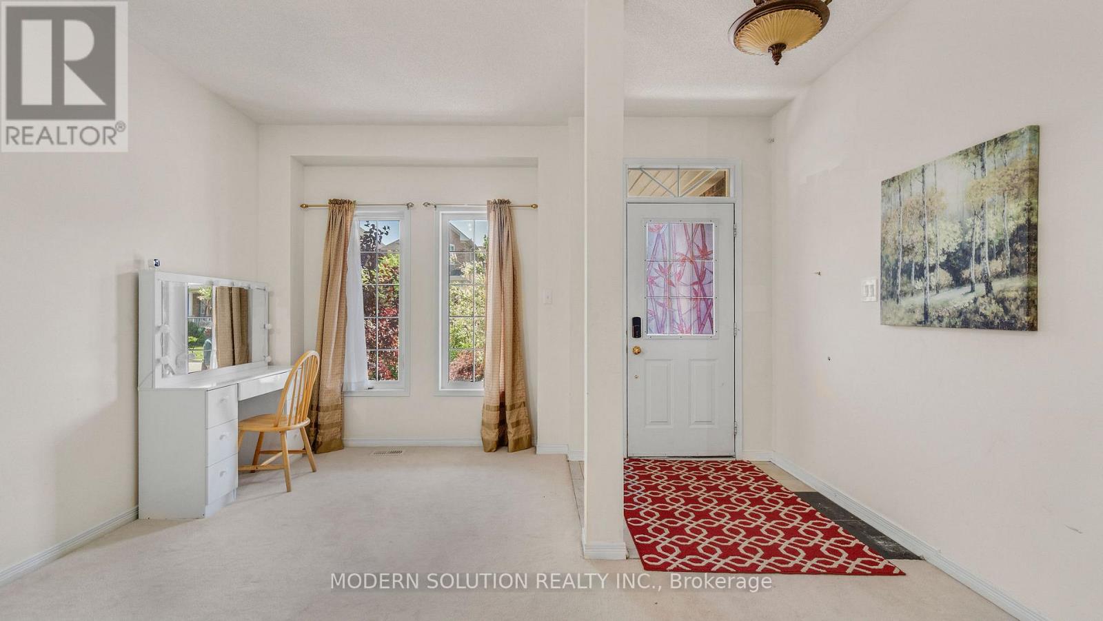 86 Lebovic Drive, Richmond Hill, Ontario  L4E 5C1 - Photo 4 - N12512600