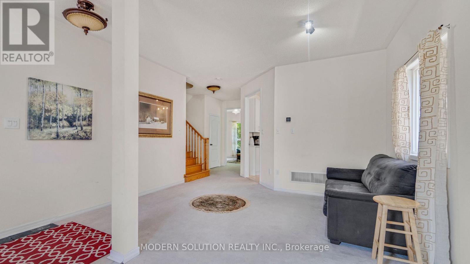 86 Lebovic Drive, Richmond Hill, Ontario  L4E 5C1 - Photo 7 - N12512600