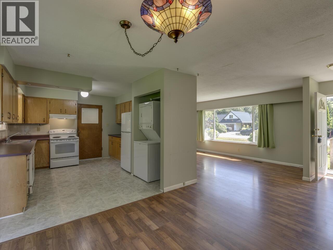 41587 Grant Road, Squamish, British Columbia V0N 1H0 - Photo 11 - R3064969