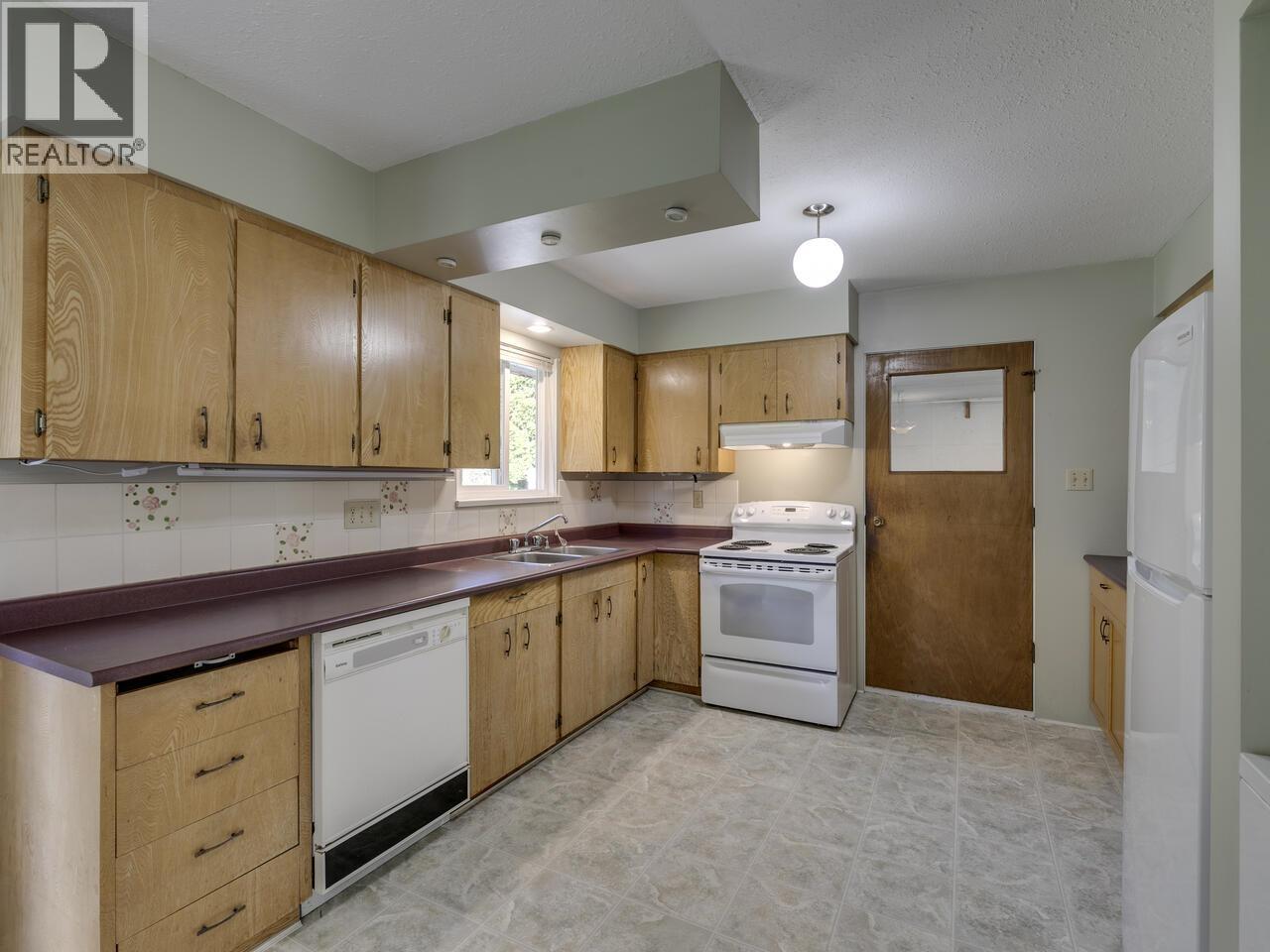 41587 Grant Road, Squamish, British Columbia V0N 1H0 - Photo 13 - R3064969