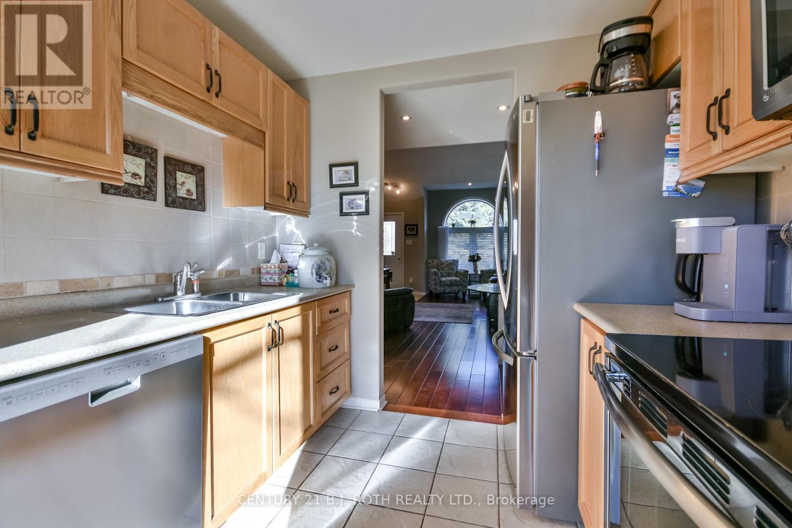 3 - 358 Little Avenue, Barrie (Allandale), Ontario L4N 2Z6 - Photo 14 - S12512520