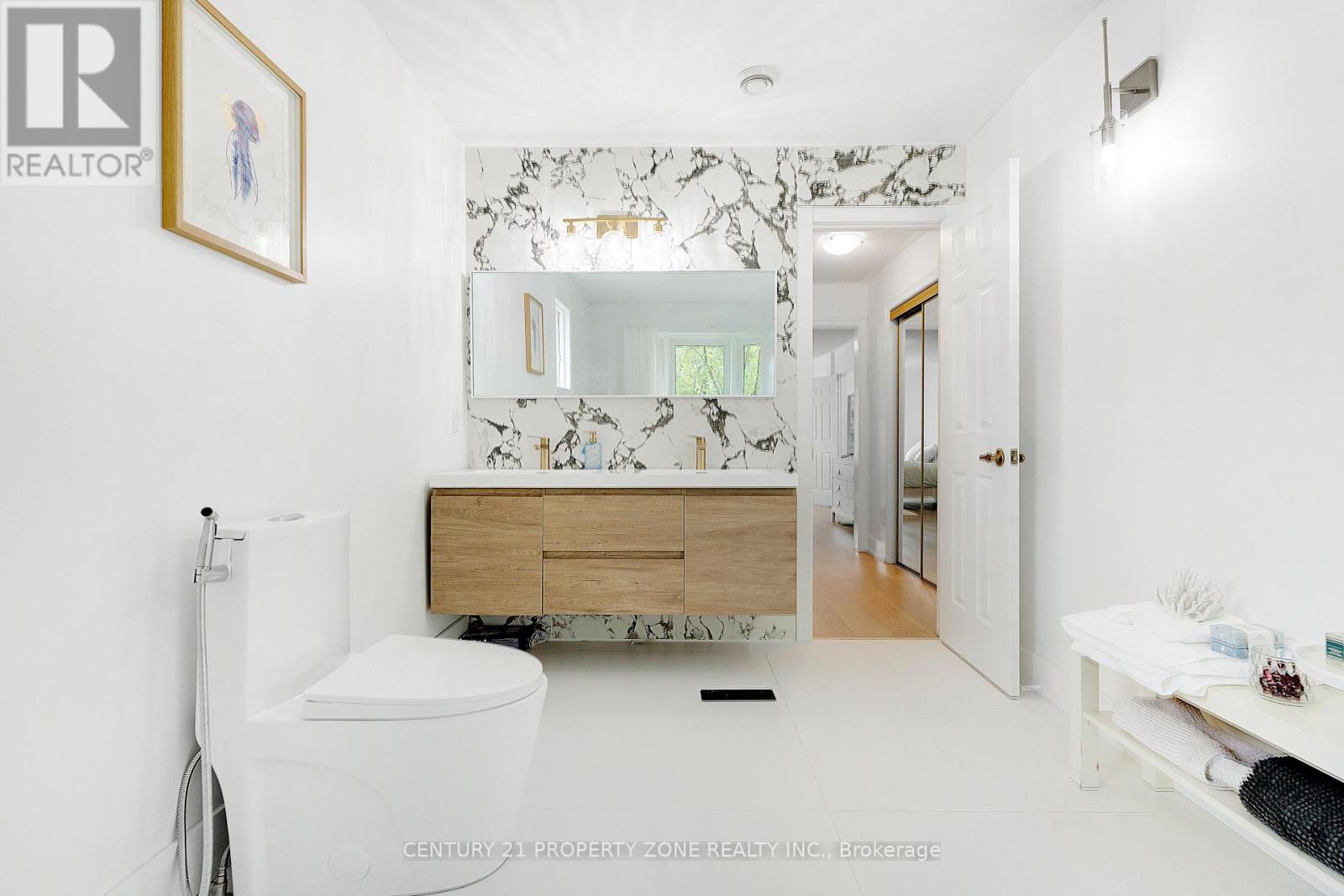 380 Summerchase Drive, Oakville, Ontario  L6H 5T7 - Photo 28 - W12478744