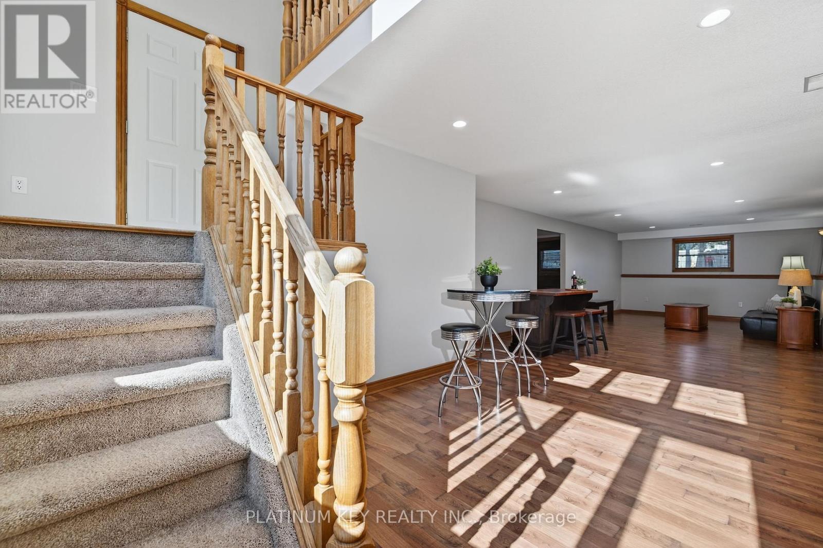 29 Dell Drive, Strathroy-Caradoc, Ontario  N7G 1C6 - Photo 16 - X12446254