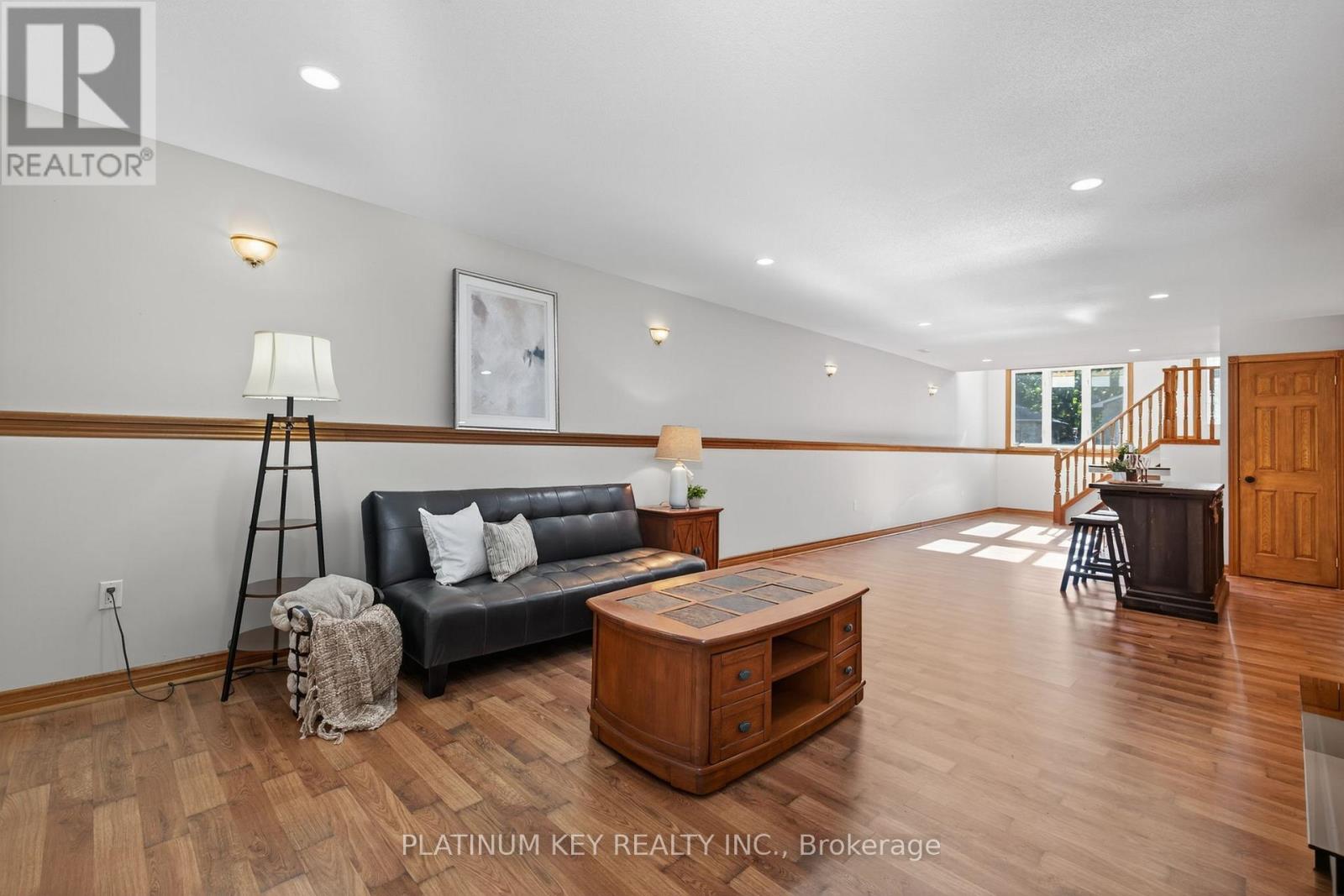 29 Dell Drive, Strathroy-Caradoc, Ontario  N7G 1C6 - Photo 19 - X12446254