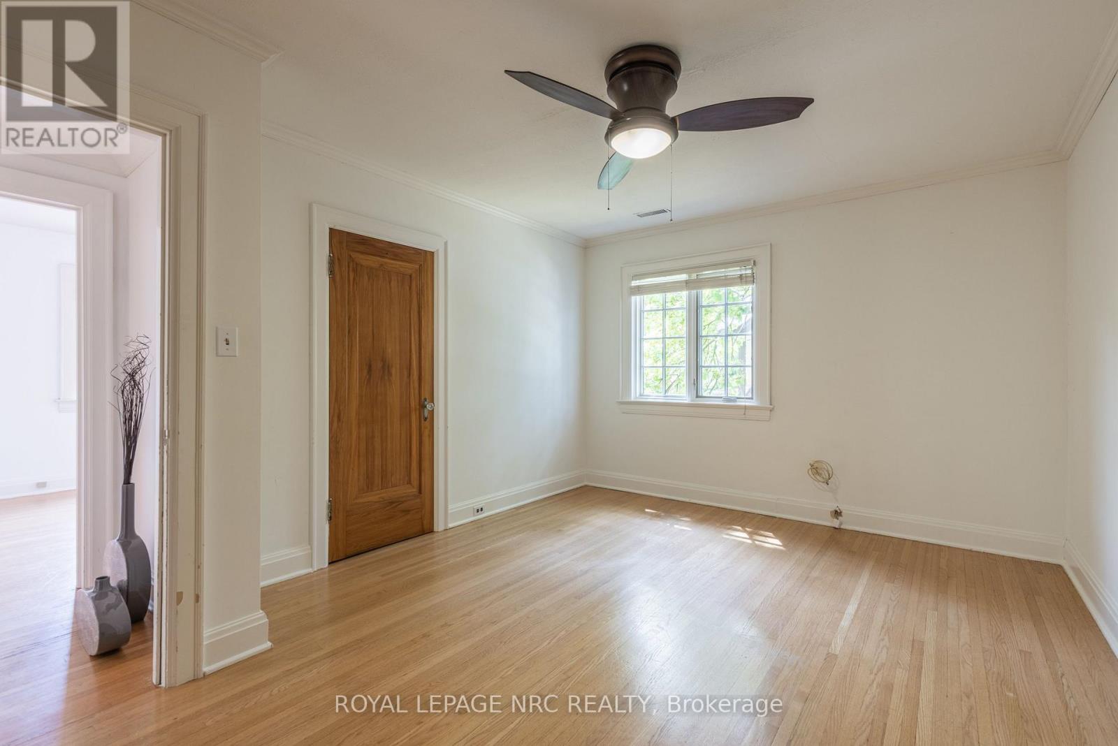 57 Hillcrest Avenue, St. Catharines, Ontario L2R 4Y3 - Photo 41 - X12511048