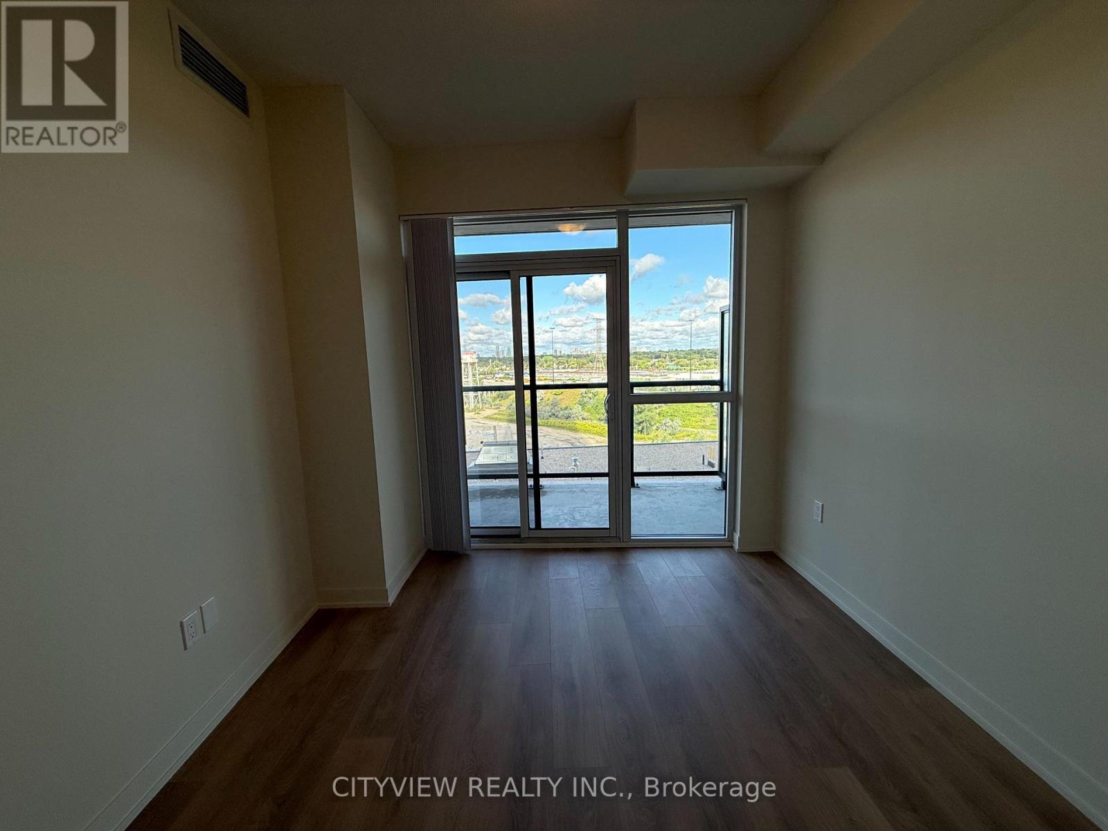 1508 - 38 Annie Craig Drive, Toronto, Ontario  M8Z 0B4 - Photo 3 - W12512314