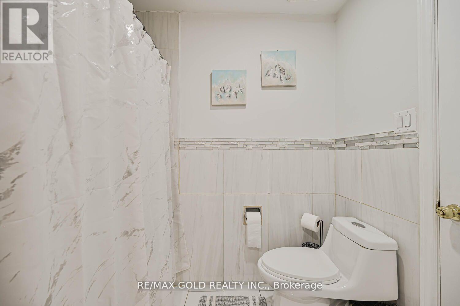 7296 Sigsbee Drive, Mississauga, Ontario  L4T 4A2 - Photo 28 - W12512332