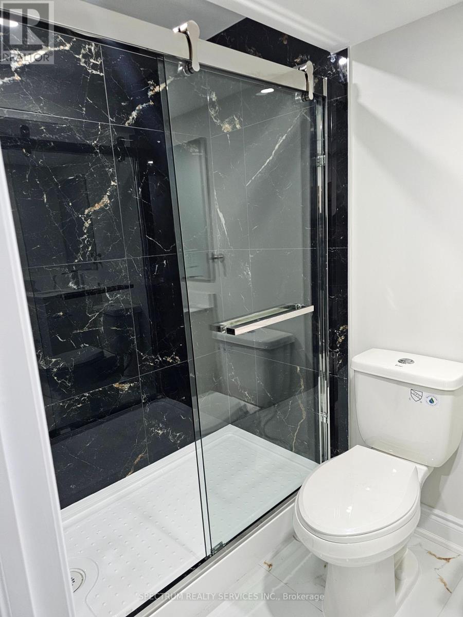 669 Gibson Crescent, Milton, Ontario  L9T 8Z6 - Photo 13 - W12512382