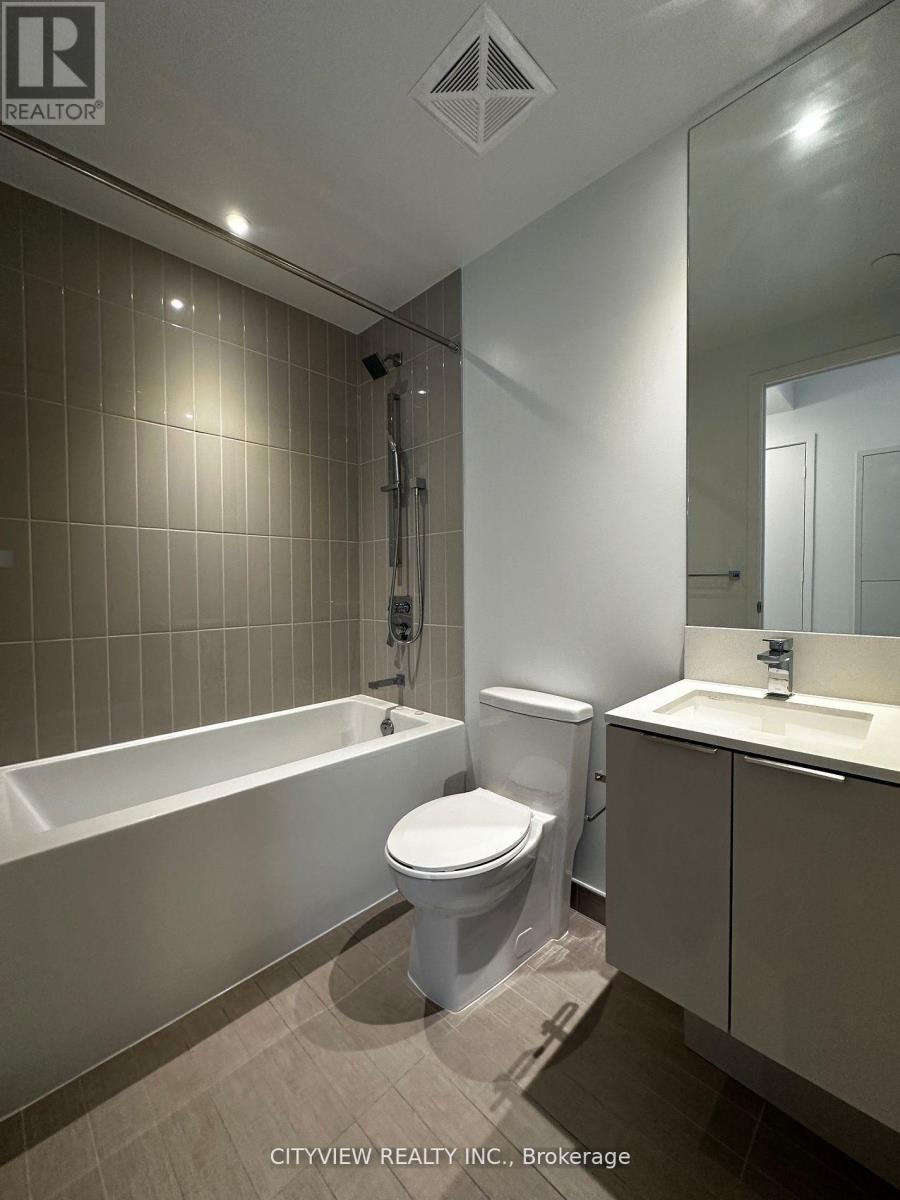 2313 - 3900 Confederation Parkway, Mississauga, Ontario  L5B 0M3 - Photo 13 - W12512410