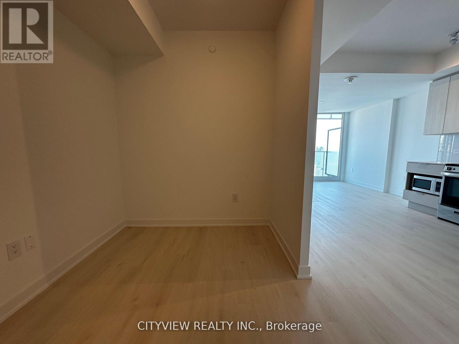 2313 - 3900 Confederation Parkway, Mississauga, Ontario  L5B 0M3 - Photo 3 - W12512410