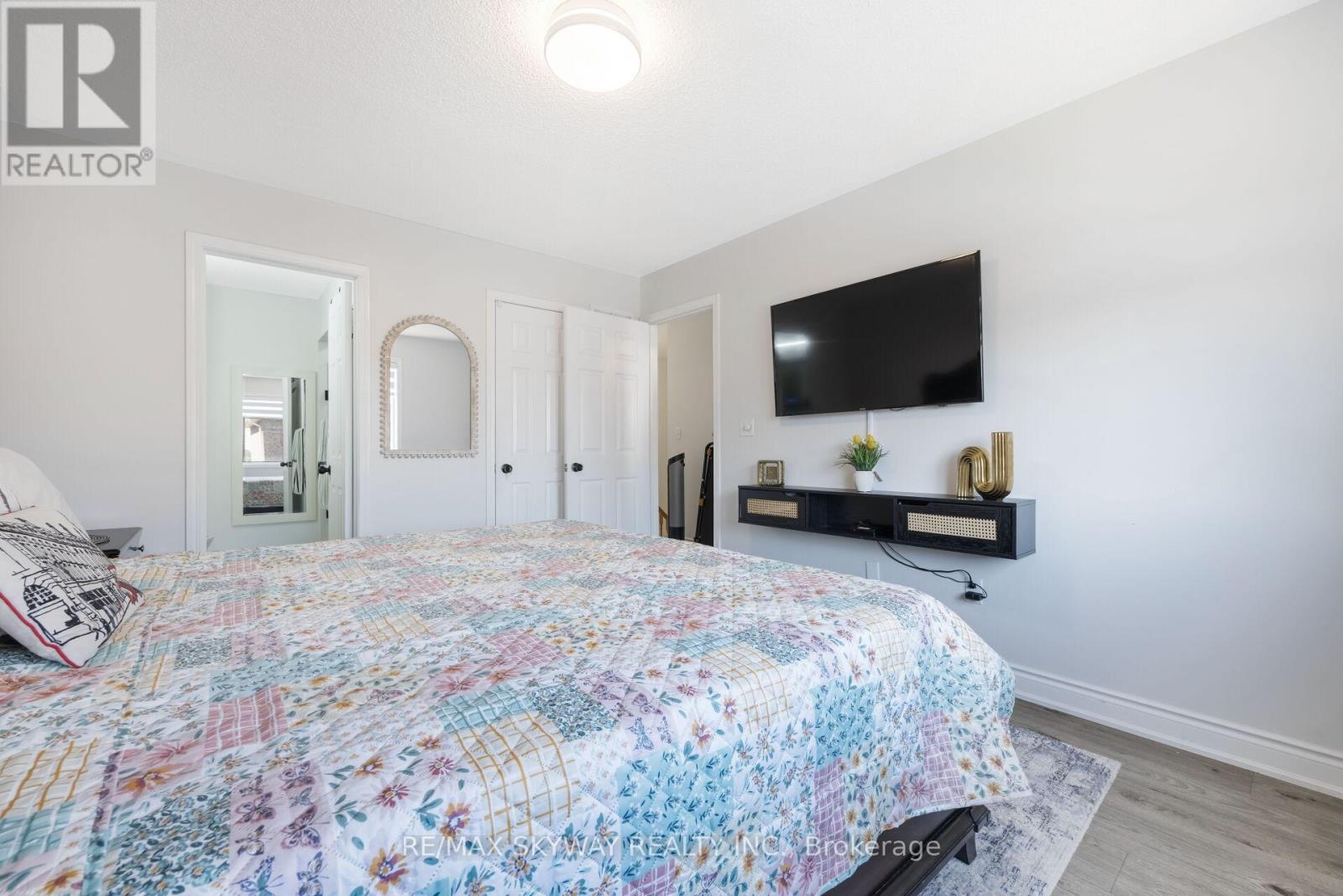 1570 Cartwright Crescent, Milton, Ontario  L9T 5N5 - Photo 28 - W12512440