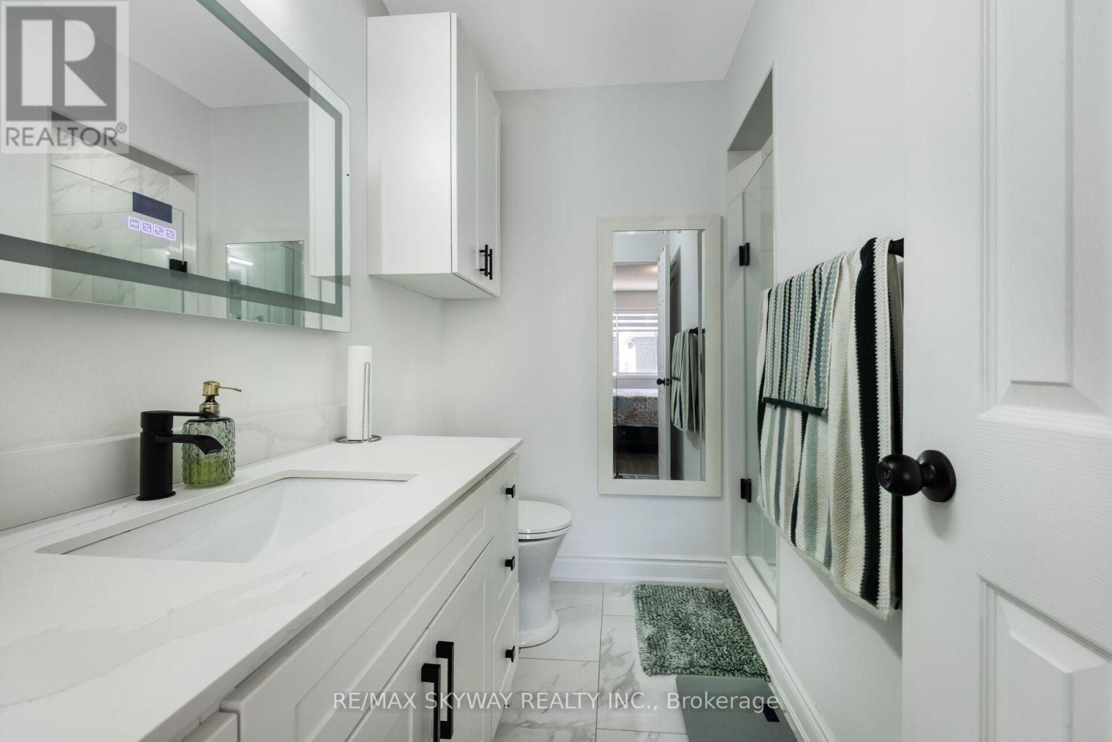 1570 Cartwright Crescent, Milton, Ontario  L9T 5N5 - Photo 30 - W12512440