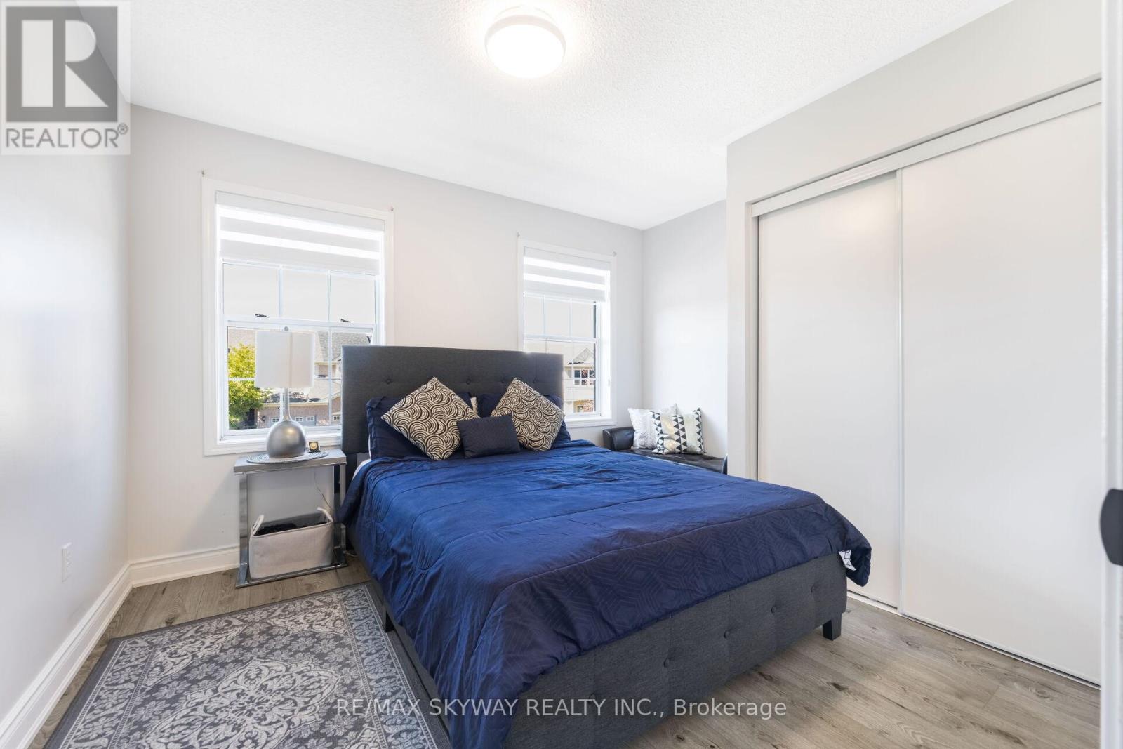 1570 Cartwright Crescent, Milton, Ontario  L9T 5N5 - Photo 32 - W12512440