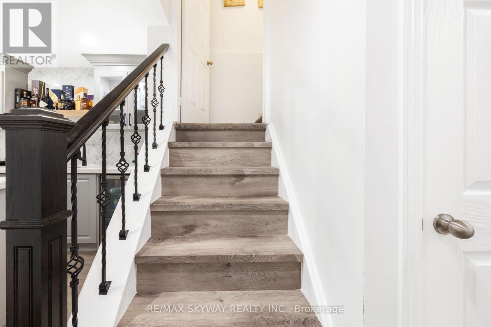 1570 Cartwright Crescent, Milton, Ontario  L9T 5N5 - Photo 45 - W12512440