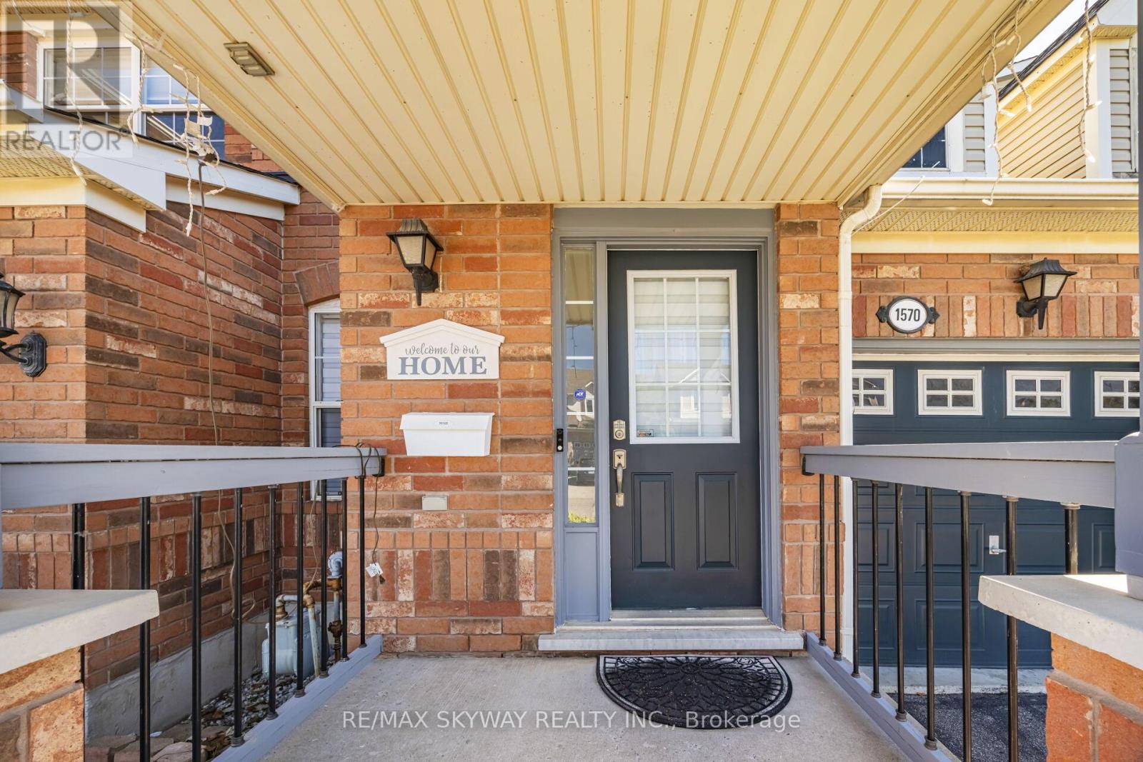 1570 Cartwright Crescent, Milton, Ontario  L9T 5N5 - Photo 8 - W12512440