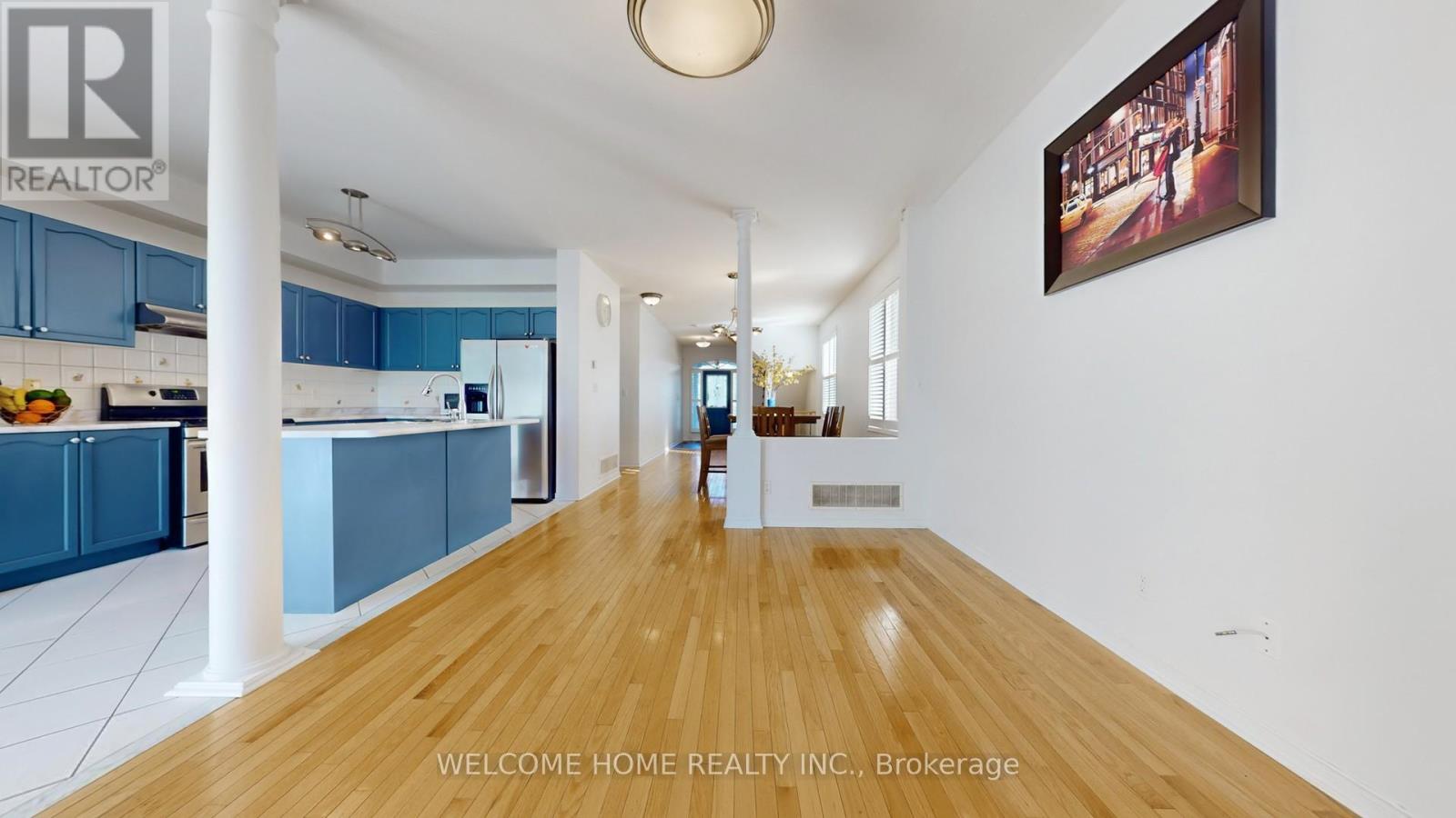 33 Fred Young Drive, Toronto, Ontario  M3L 0A1 - Photo 5 - W12512444