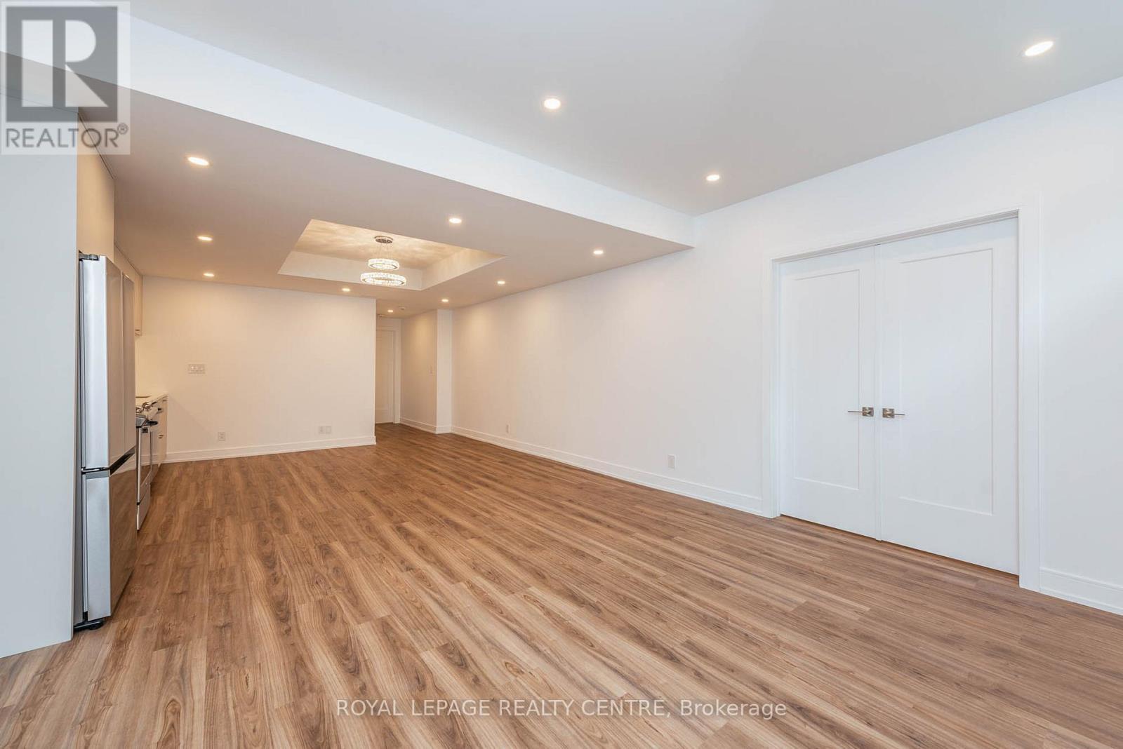 Basement - 2421 Arbordale Drive, Mississauga, Ontario  L5A 2M8 - Photo 6 - W12512452