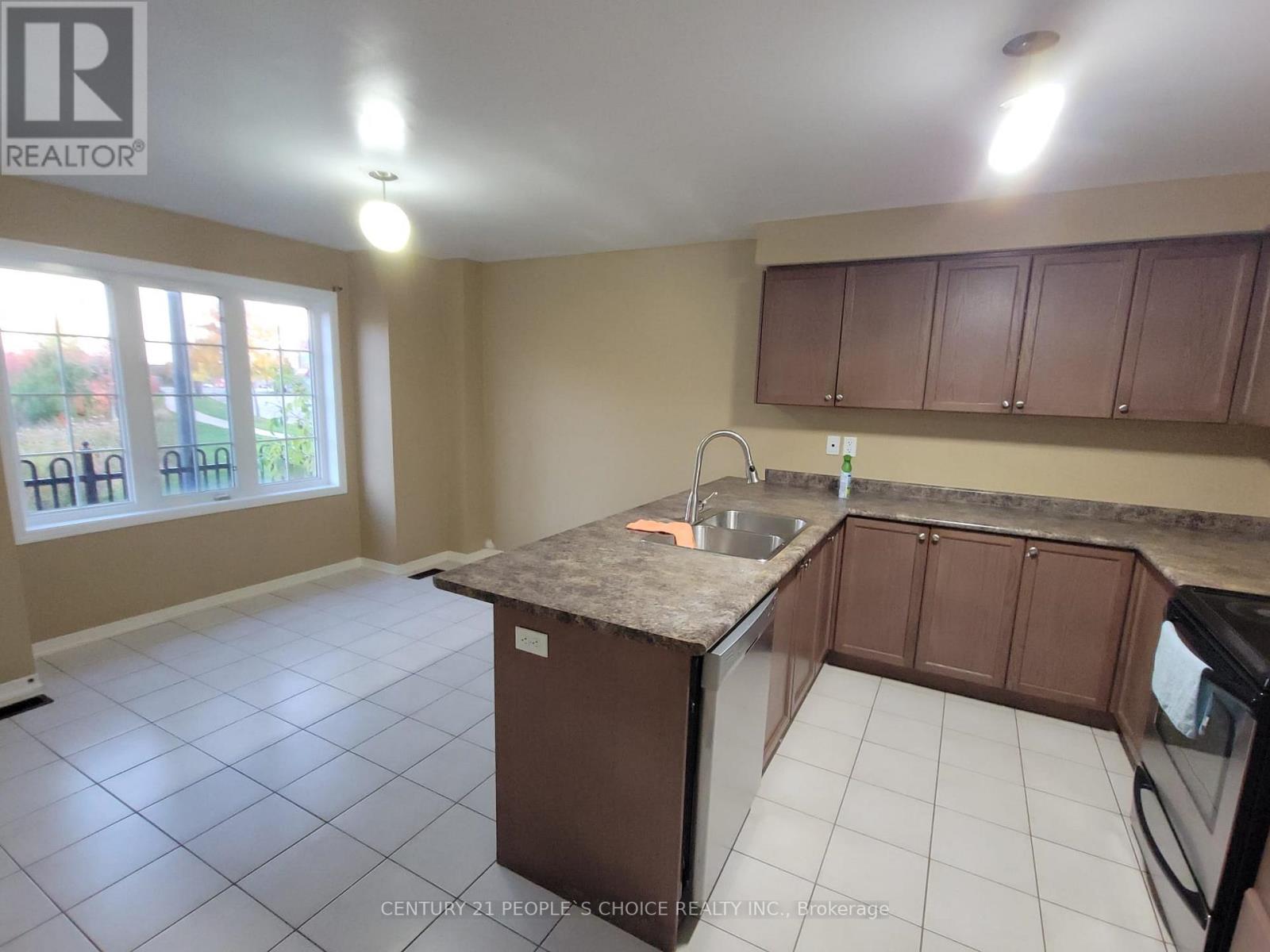 2 - 3045 Gladeside Avenue, Oakville, Ontario  L6M 0R3 - Photo 6 - W12512470