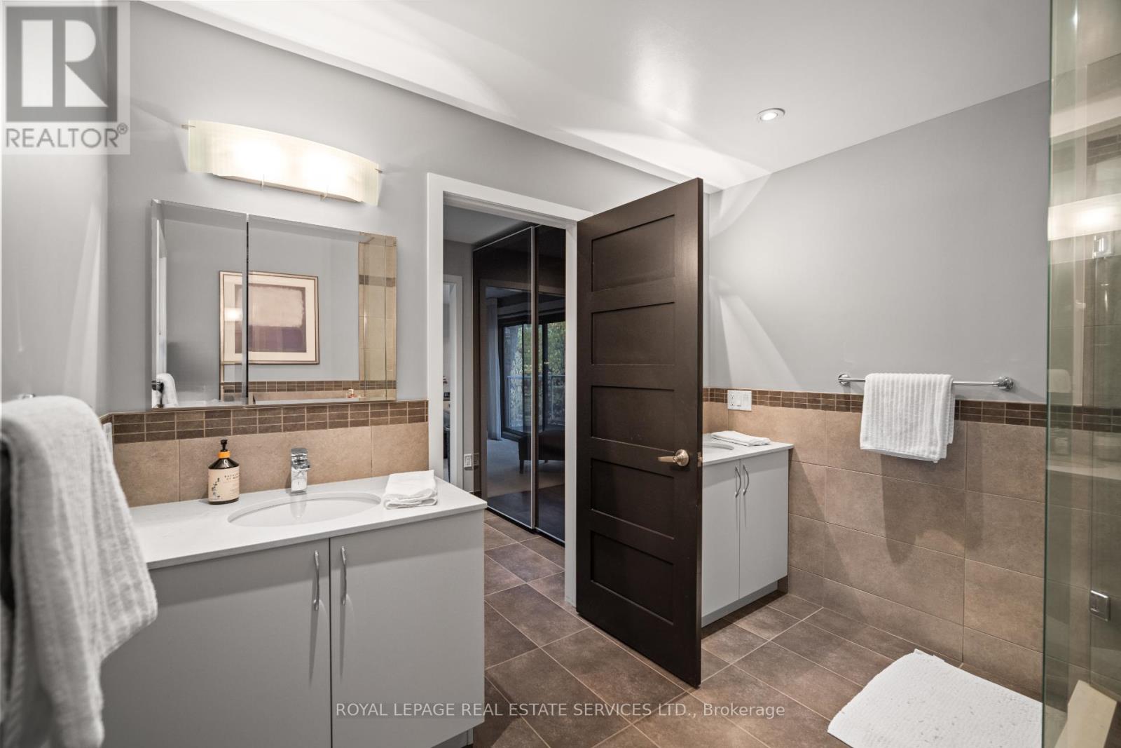 3 Friars Lane, Toronto, Ontario  M9A 1T6 - Photo 22 - W12512504