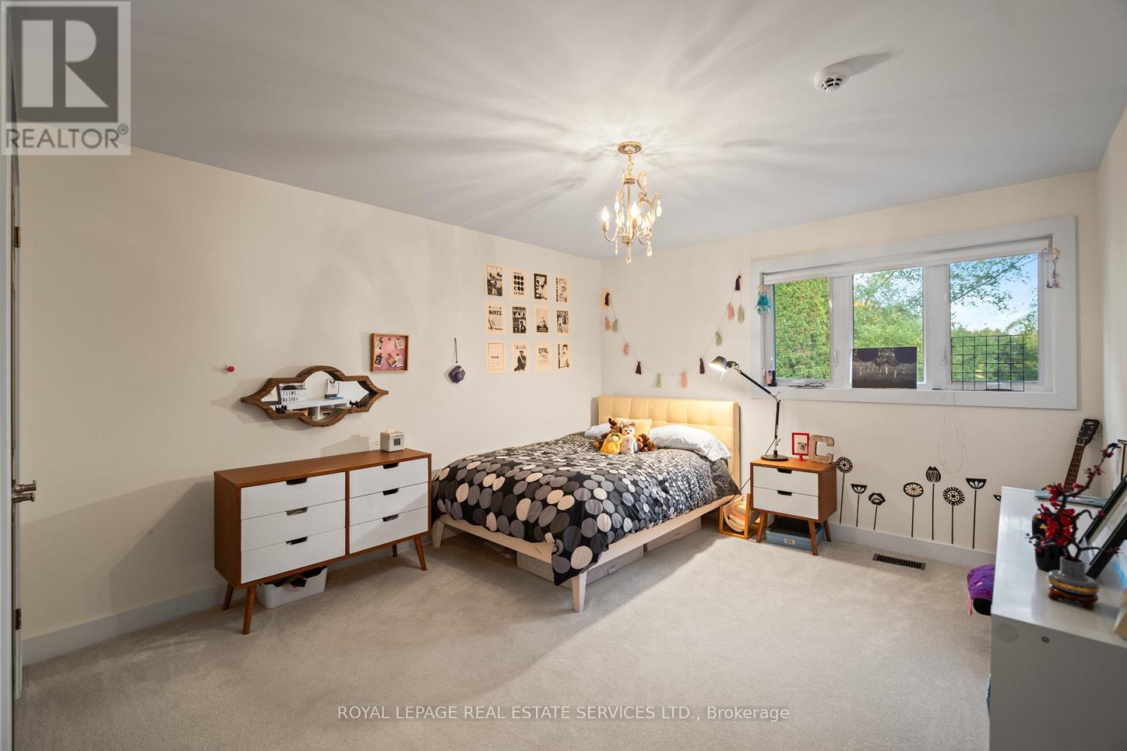 3 Friars Lane, Toronto, Ontario  M9A 1T6 - Photo 27 - W12512504