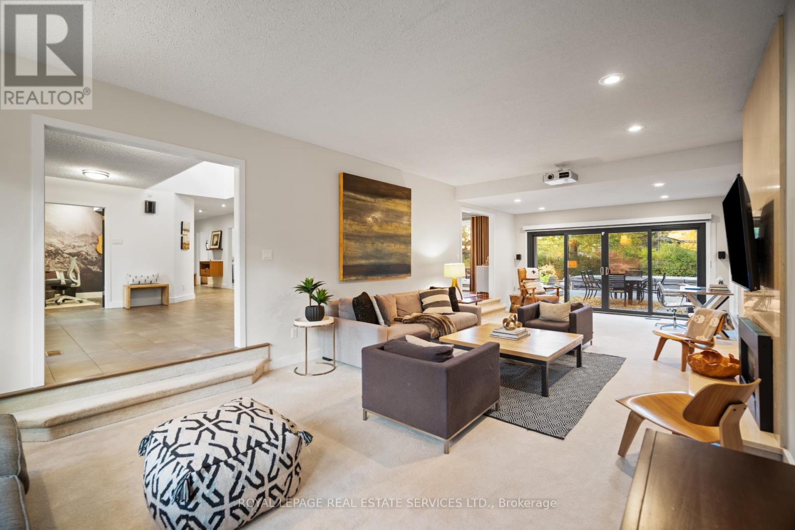 3 Friars Lane, Toronto, Ontario  M9A 1T6 - Photo 3 - W12512504