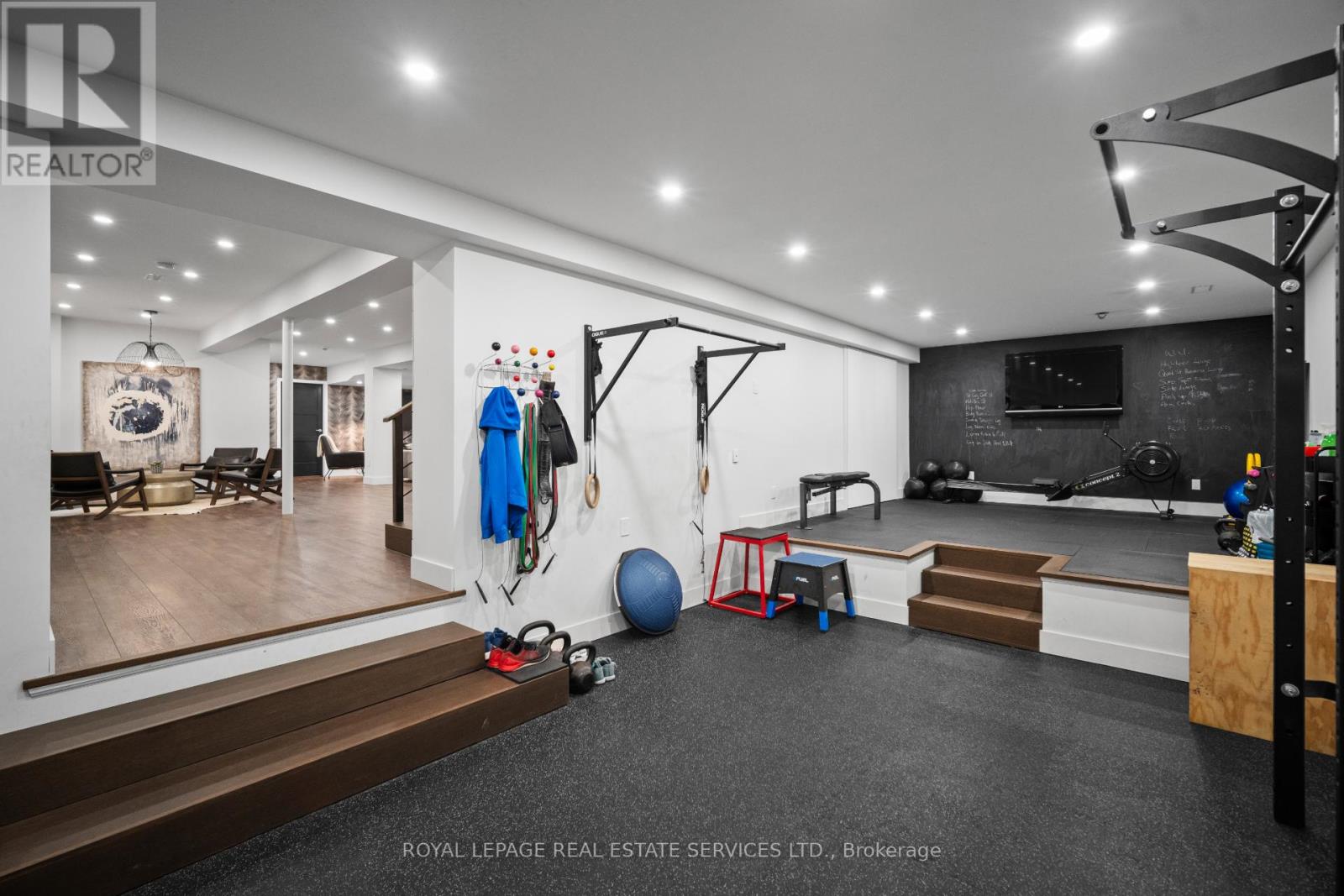 3 Friars Lane, Toronto, Ontario  M9A 1T6 - Photo 37 - W12512504