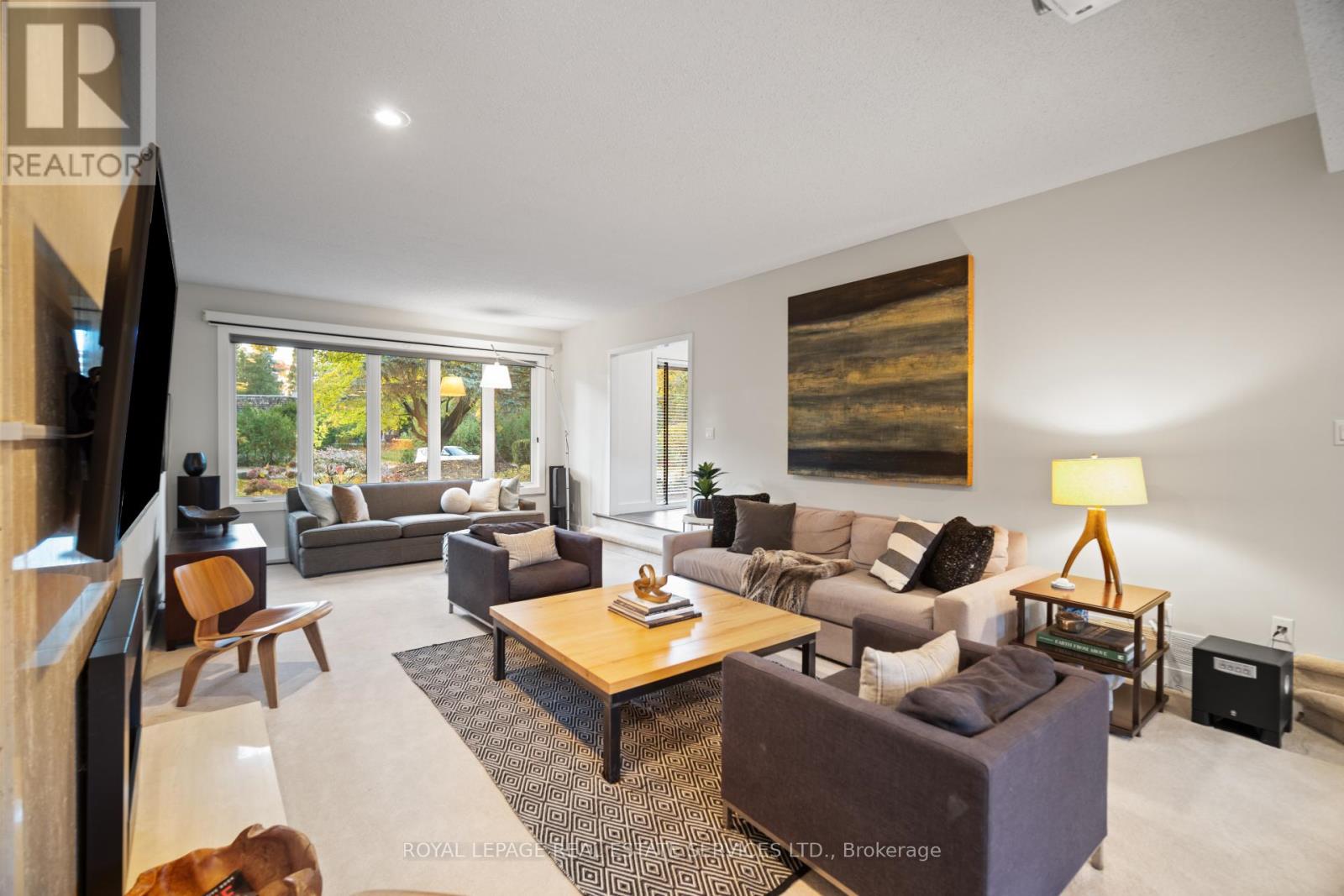 3 Friars Lane, Toronto, Ontario  M9A 1T6 - Photo 4 - W12512504