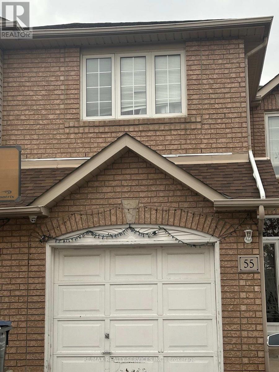 55 LAURAGLEN CRESCENT, Brampton, Ontario