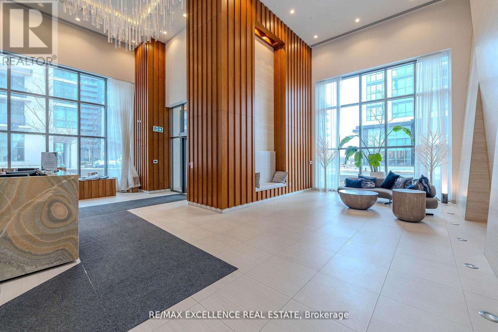 608 - 70 Annie Craig Drive, Toronto (Mimico), Ontario  M8V 0G2 - Photo 3 - W12512512