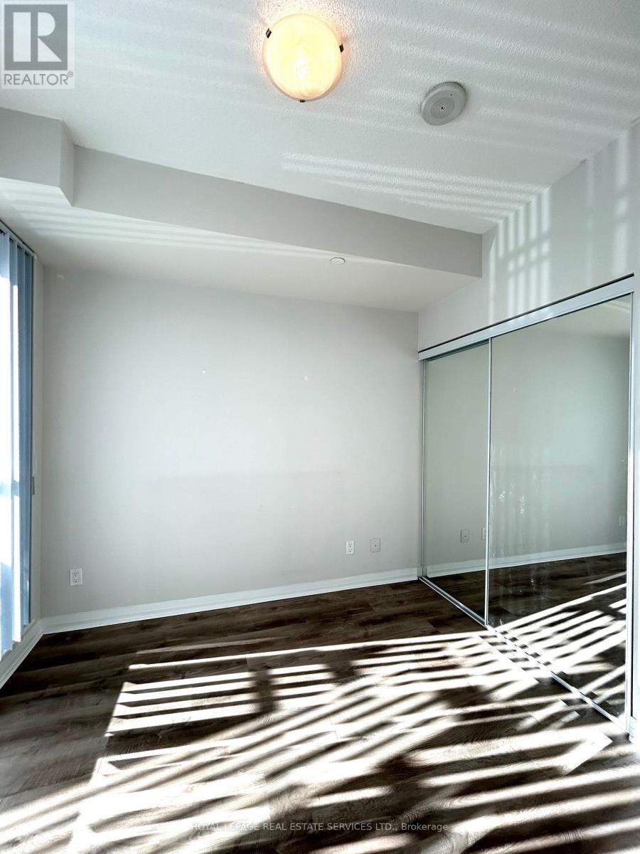 1701 - 55 Eglinton Avenue W, Mississauga, Ontario  L5R 0E4 - Photo 15 - W12512578