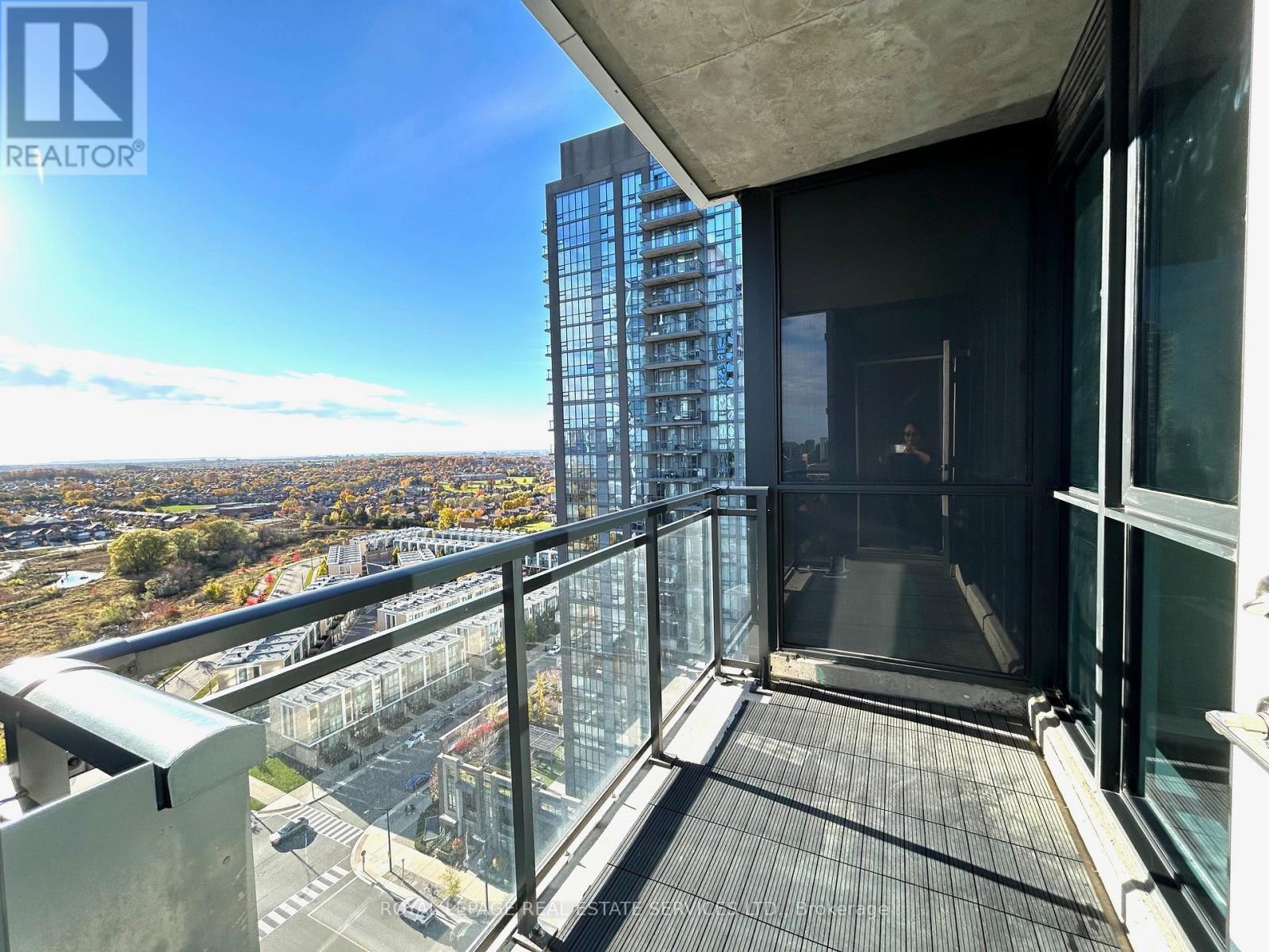 1701 - 55 Eglinton Avenue W, Mississauga, Ontario  L5R 0E4 - Photo 19 - W12512578