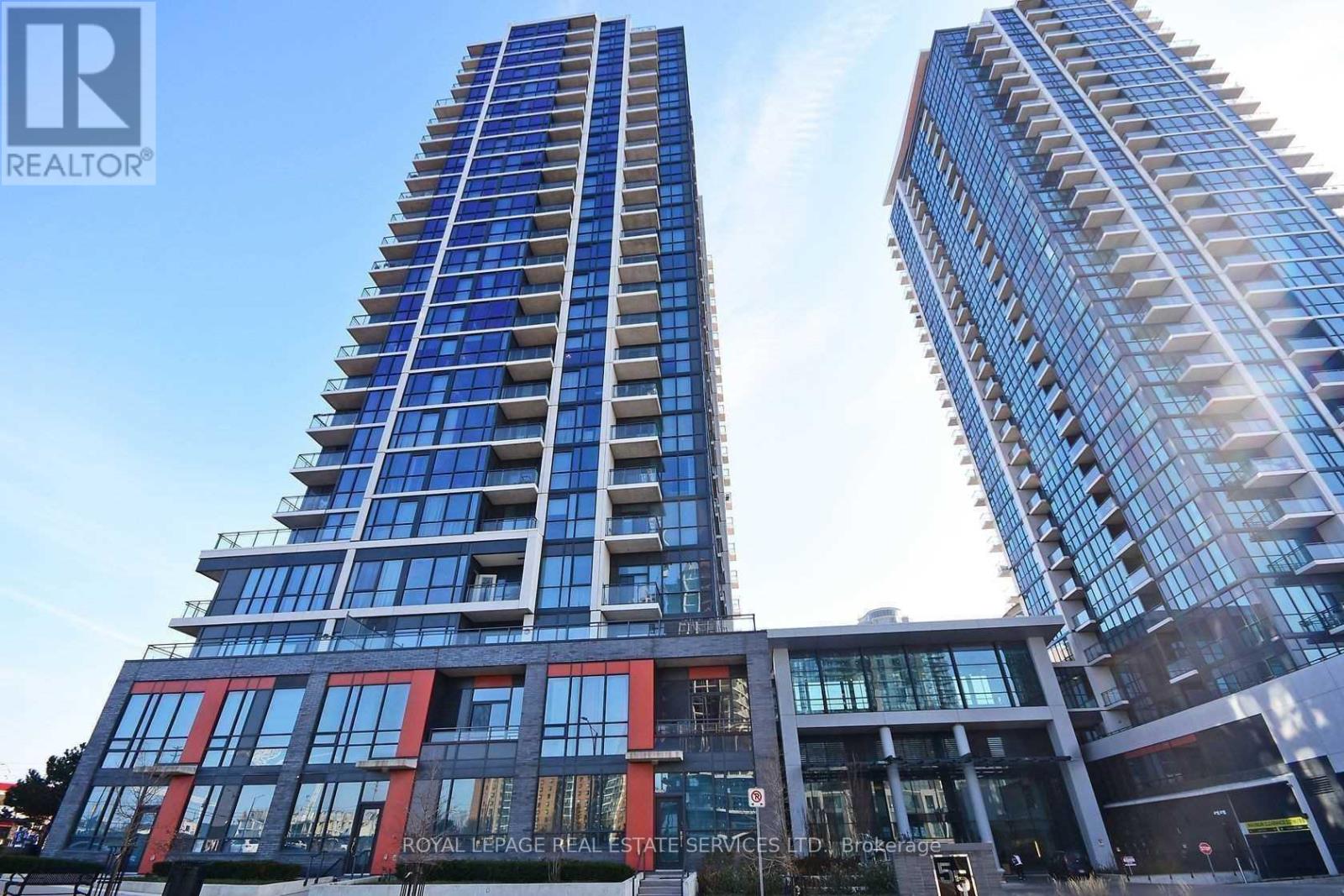 1701 - 55 Eglinton Avenue W, Mississauga, Ontario  L5R 0E4 - Photo 2 - W12512578