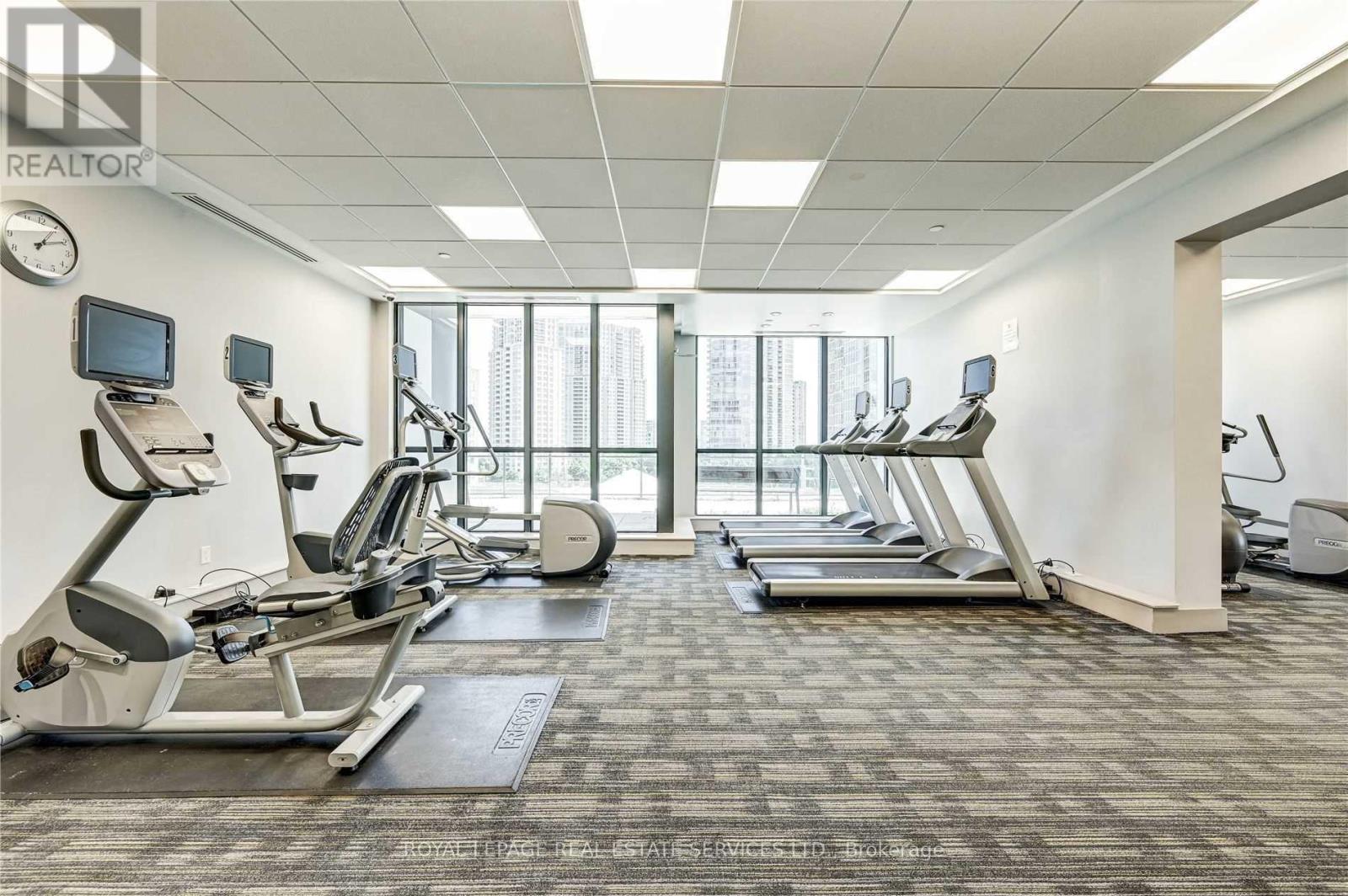 1701 - 55 Eglinton Avenue W, Mississauga, Ontario  L5R 0E4 - Photo 26 - W12512578