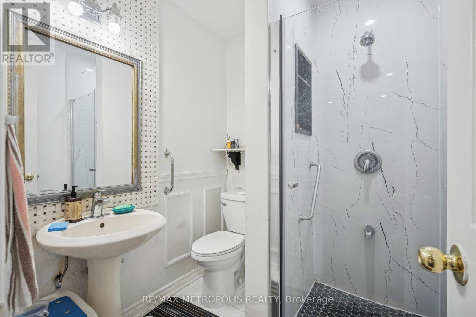 387 Ray Lawson Boulevard, Brampton, Ontario  L6Y 3X7 - Photo 19 - W12512580