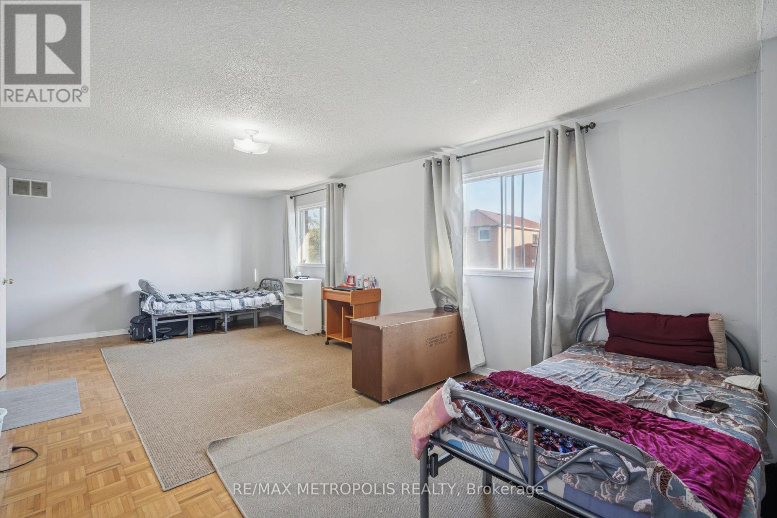 387 Ray Lawson Boulevard, Brampton, Ontario  L6Y 3X7 - Photo 23 - W12512580