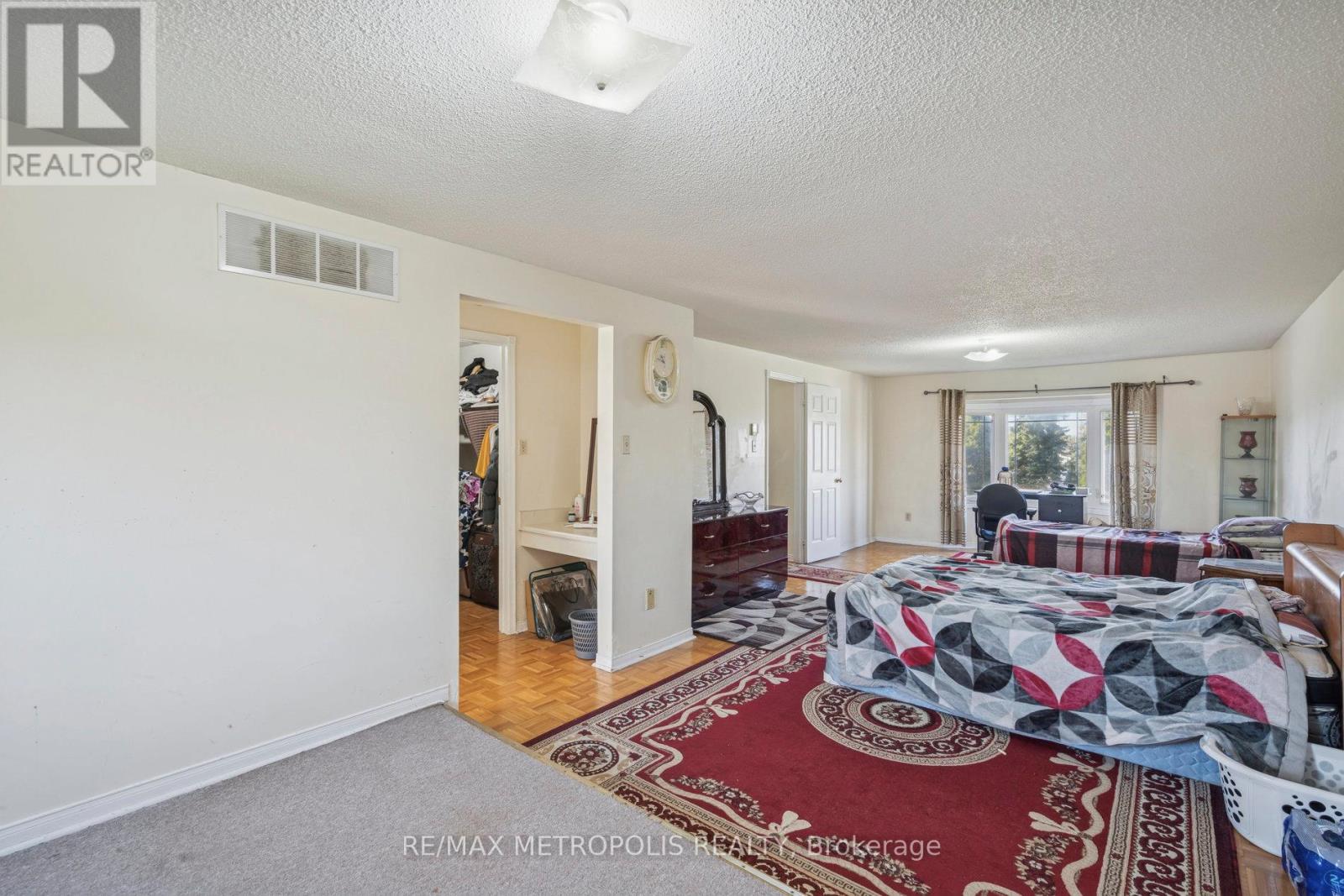 387 Ray Lawson Boulevard, Brampton, Ontario  L6Y 3X7 - Photo 28 - W12512580