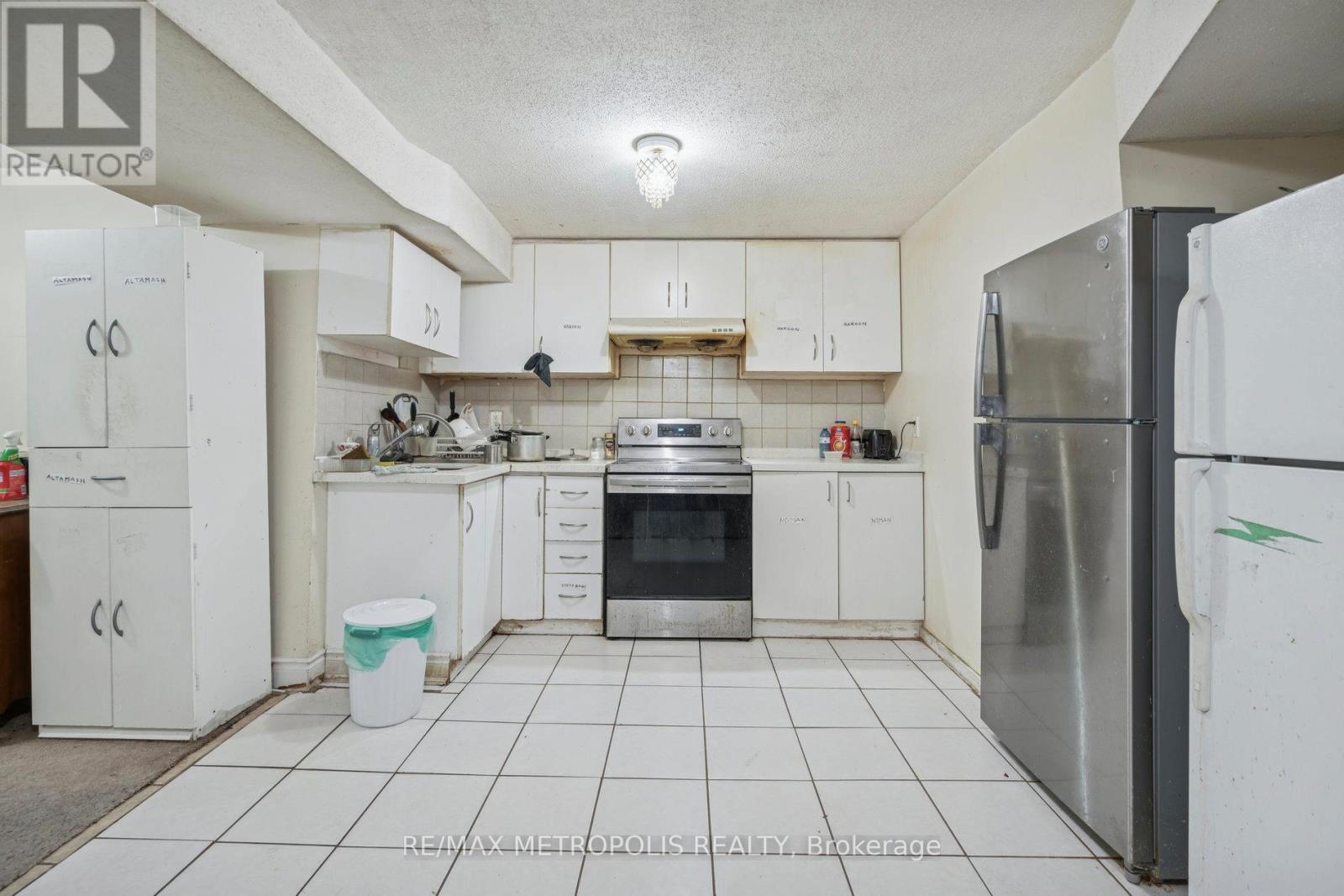 387 Ray Lawson Boulevard, Brampton, Ontario  L6Y 3X7 - Photo 38 - W12512580