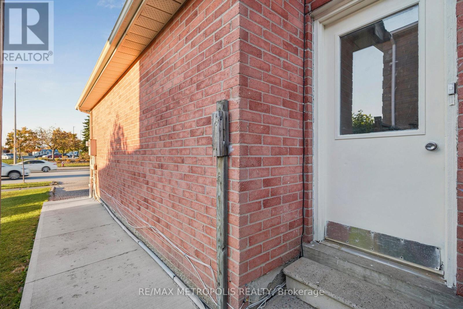 387 Ray Lawson Boulevard, Brampton, Ontario  L6Y 3X7 - Photo 45 - W12512580