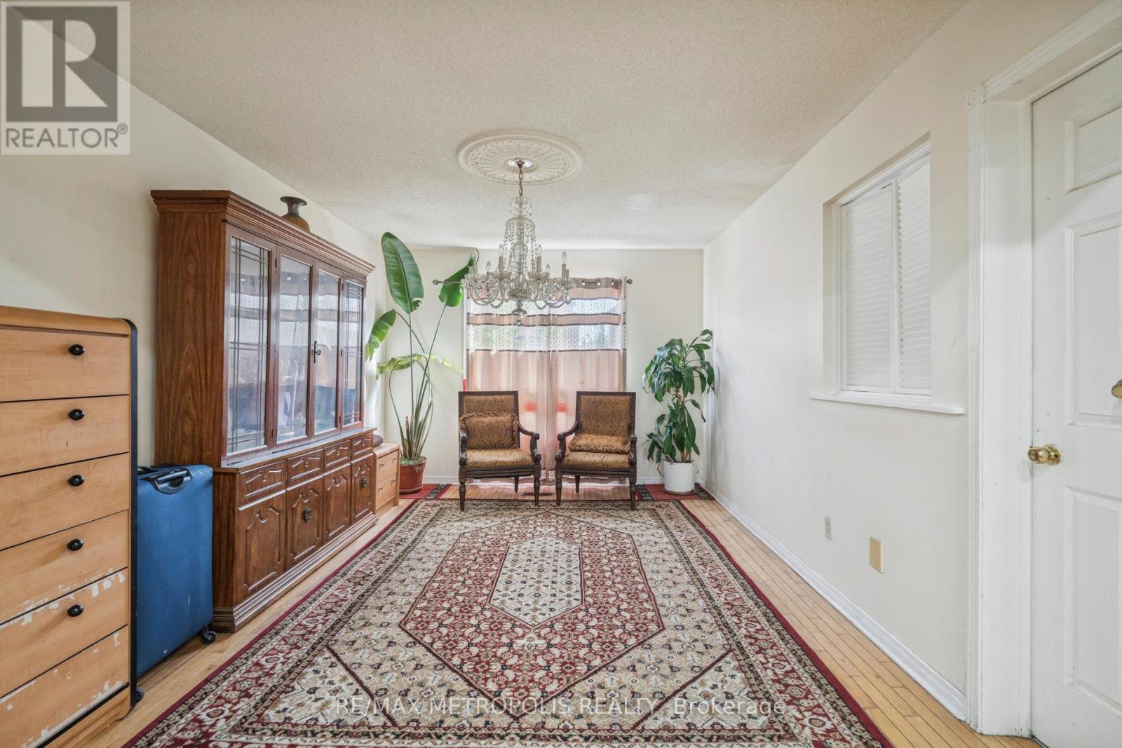 387 Ray Lawson Boulevard, Brampton, Ontario  L6Y 3X7 - Photo 9 - W12512580