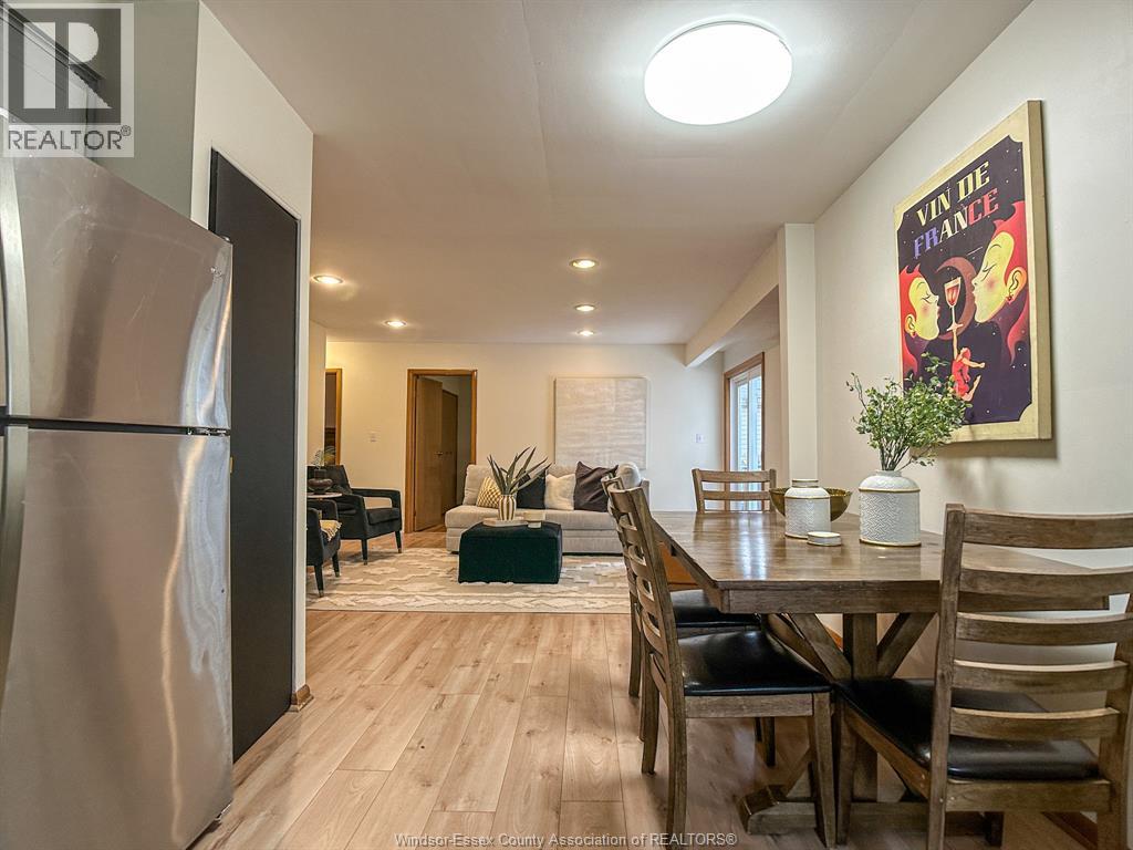 1096 Coventry, Windsor, Ontario N8X 3T6 - Photo 13 - 25028083