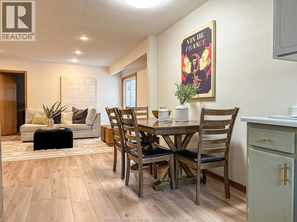 1096 Coventry, Windsor, Ontario N8X 3T6 - Photo 19 - 25028083