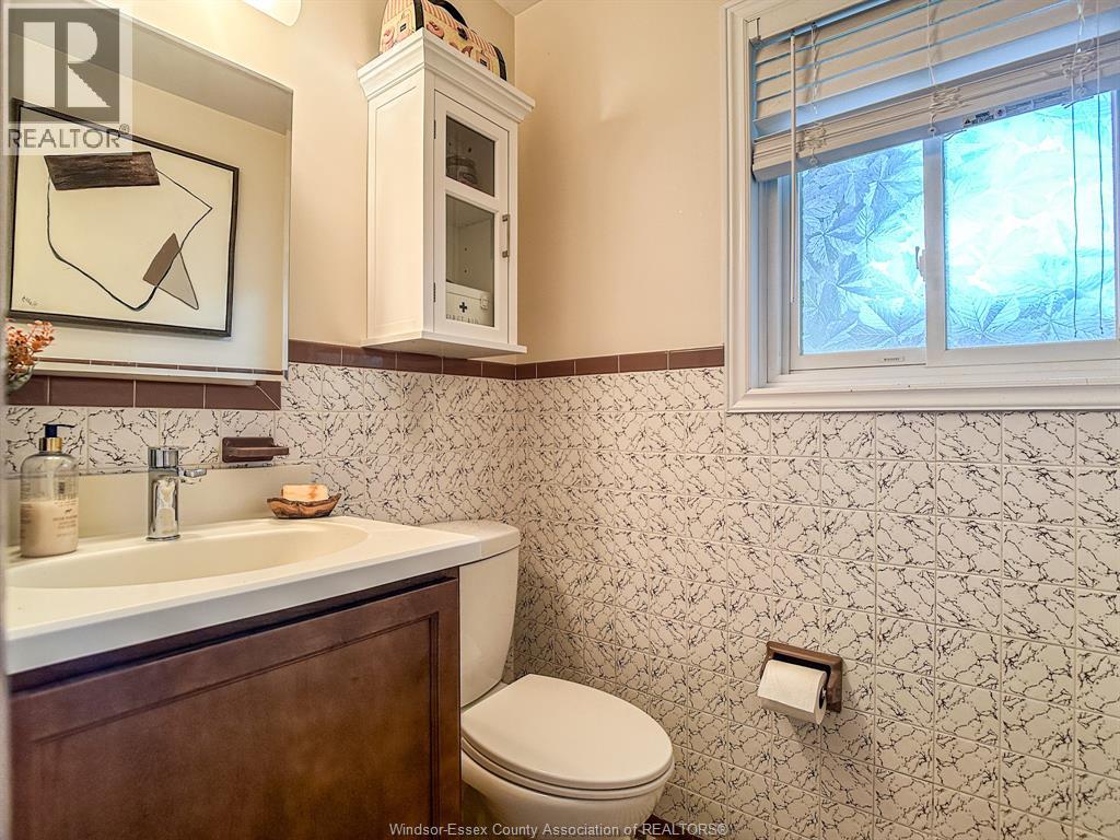1096 Coventry, Windsor, Ontario N8X 3T6 - Photo 27 - 25028083