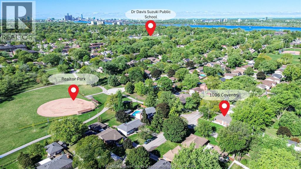 1096 Coventry, Windsor, Ontario N8X 3T6 - Photo 3 - 25028083