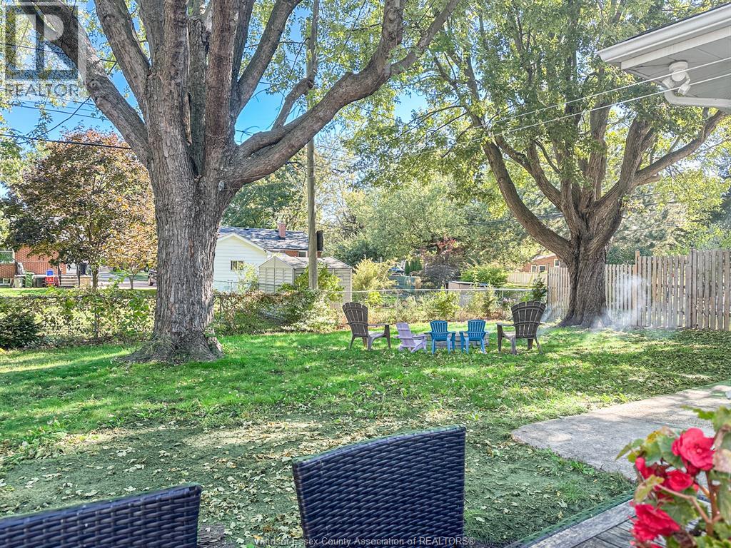 1096 Coventry, Windsor, Ontario N8X 3T6 - Photo 30 - 25028083