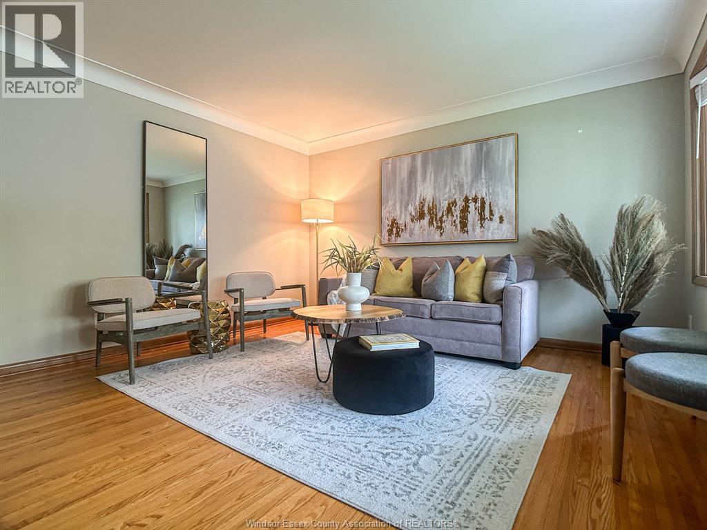 1096 Coventry, Windsor, Ontario N8X 3T6 - Photo 7 - 25028083