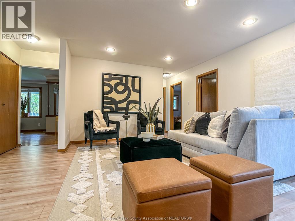 1096 Coventry, Windsor, Ontario N8X 3T6 - Photo 9 - 25028083