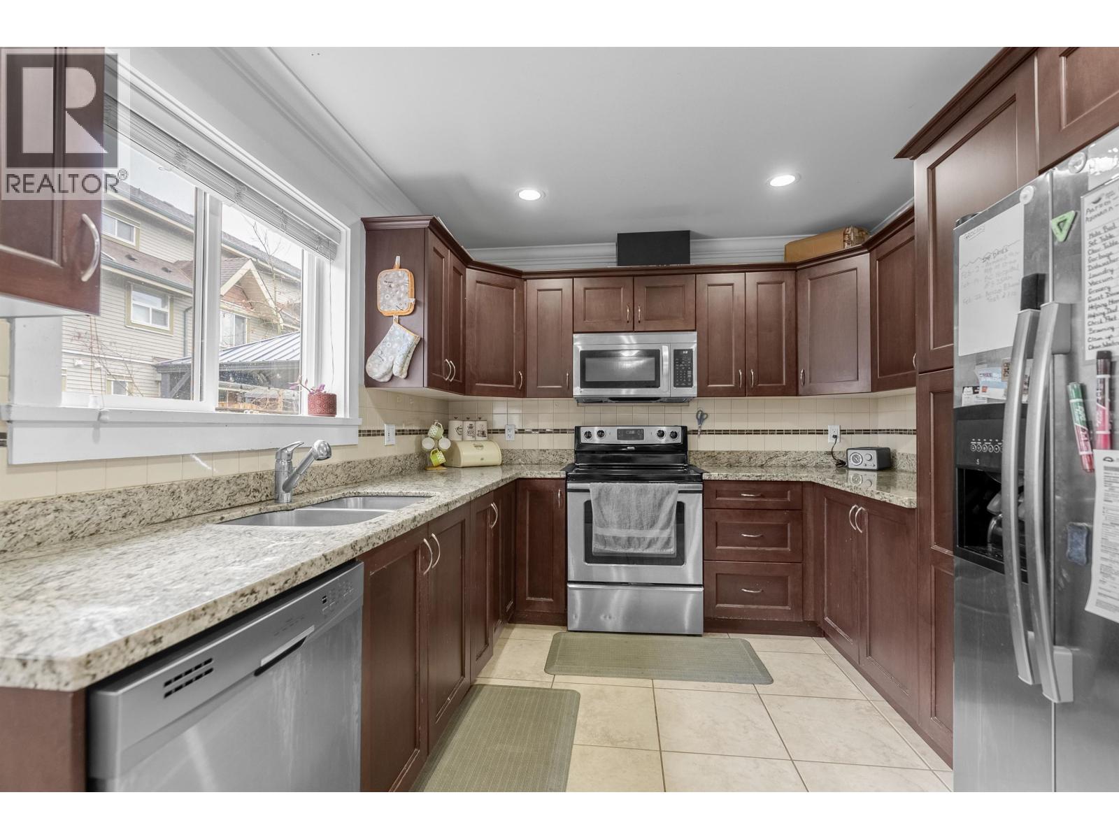 39 22977 116 AVENUE, Maple Ridge, British Columbia