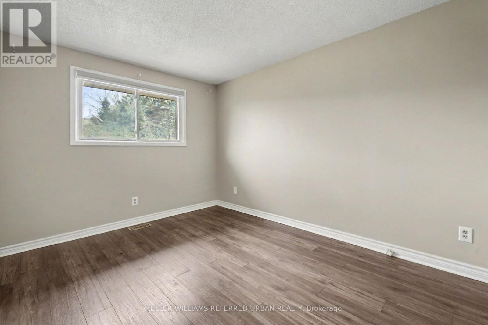 4 Deborah Court, St. Catharines, Ontario  L2P 3R6 - Photo 10 - X12512338